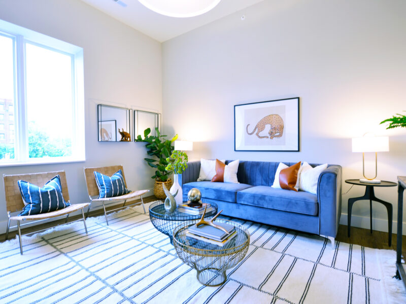 Photo of 415 DeBaliviere- Living